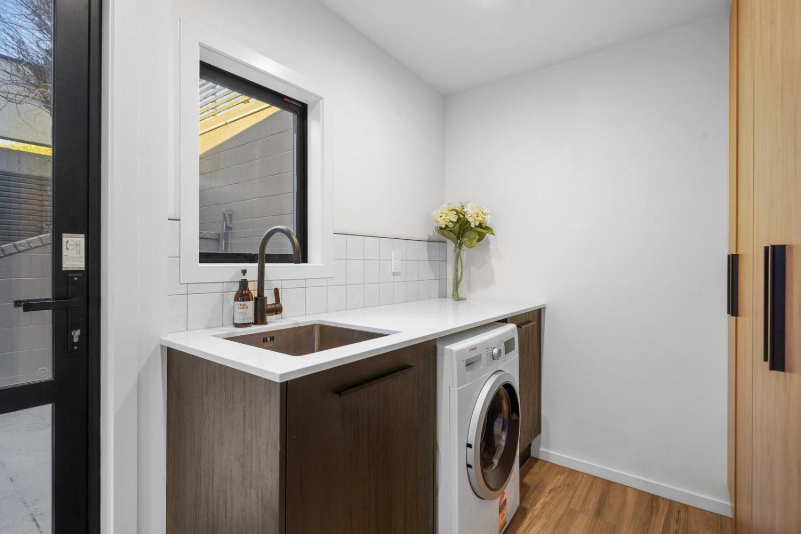 Overdale Oasis Christchurch Bagian luar foto